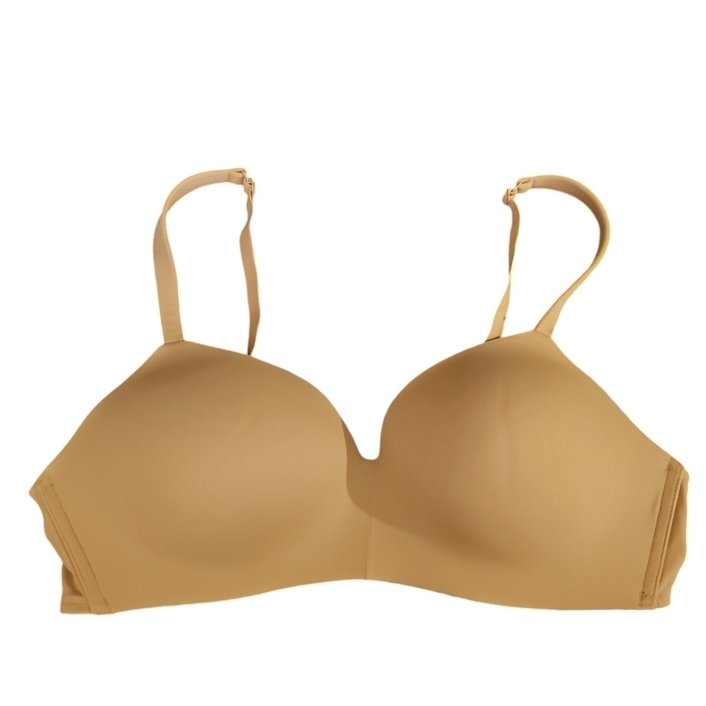 Cacique wireless sz 42C tan lightly line t shirt tan bra